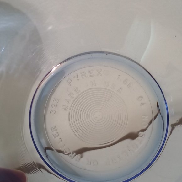 Vintage Pyrex Blue Glass Mixing Bowls 2 Piece Set Round Stackable - Picture 12 of 14